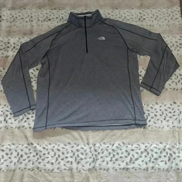 Men’s Northface Pullover - Picture 1 of 5